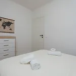 Luxury Jana